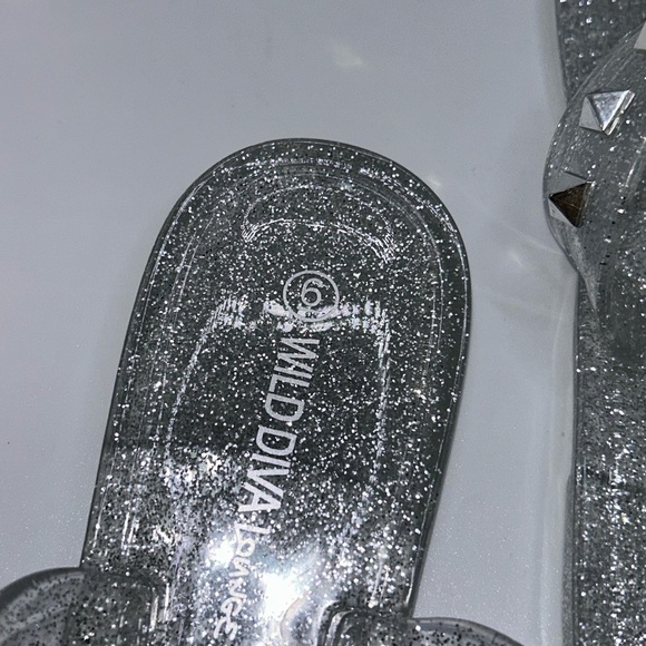 Wild Diva Silver Glitter Sandals - Picture 5 of 5